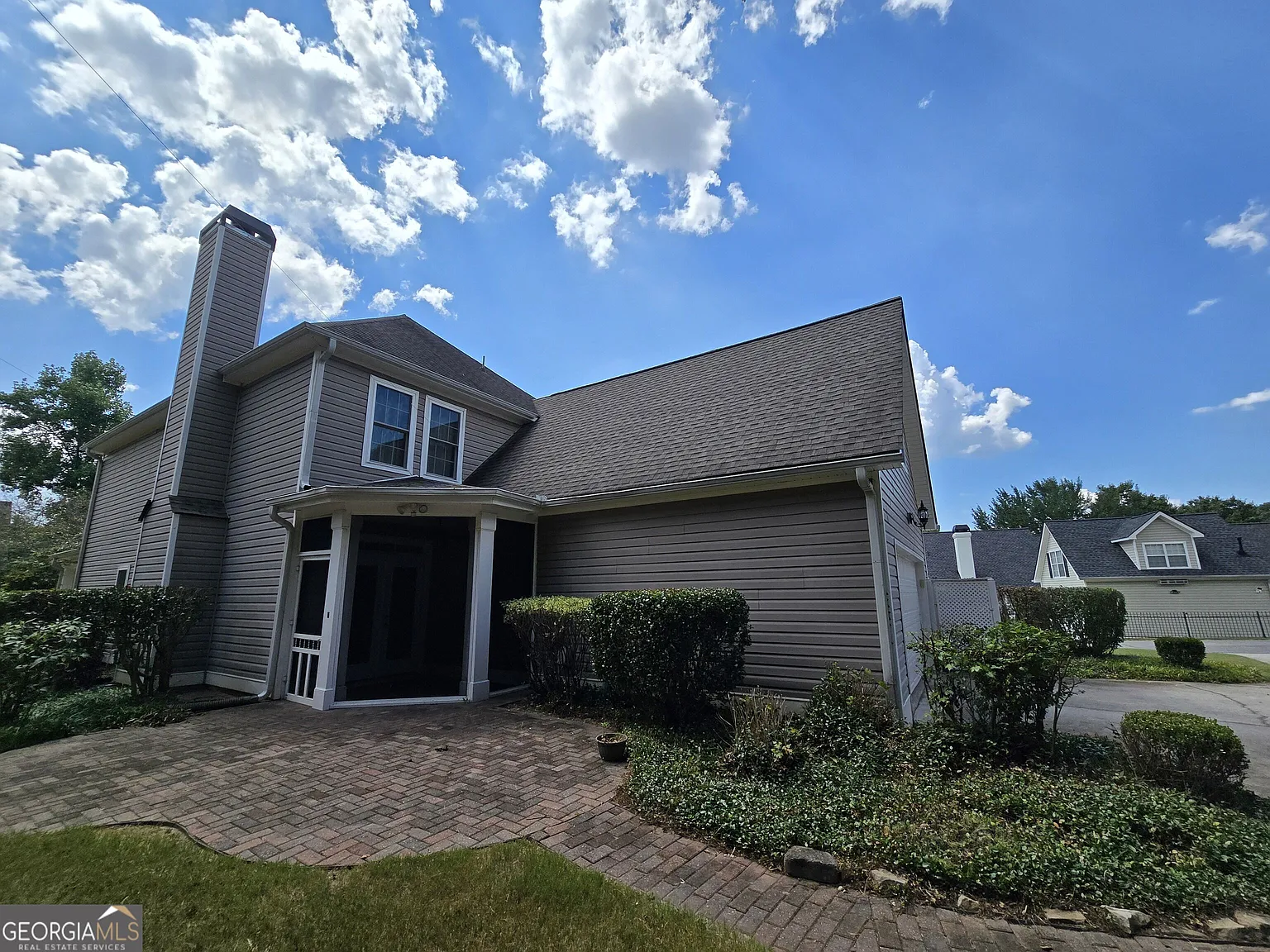 4 bed, 2.5 bath, 2128 sqft, $2,500 — Photo 4