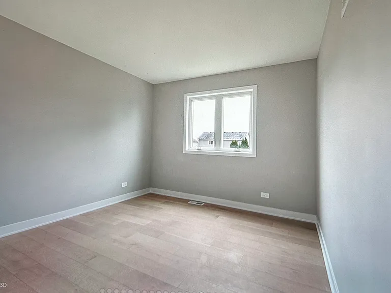 24321 Hemlock Dr — Photo 14