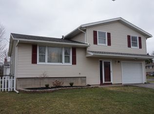 2 Nisa Ln, Rochester, NY 14606