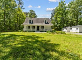 771 Wilton Woods Dr, Hague, VA 22469
