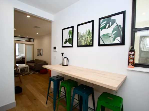 481 Chauncey Street image 9 of 17