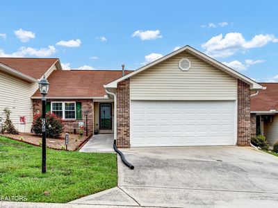 208 Executive Meadows Dr, Lenoir City, TN, 37771