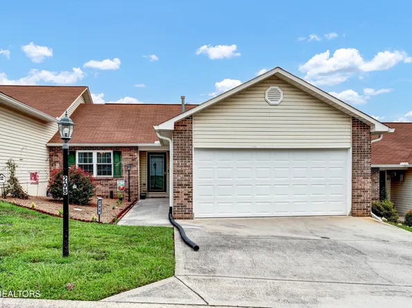 208 Executive Meadows Dr, Lenoir City, TN 37771