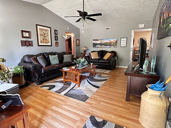 5th image of 5914 Beau Jardin Dr
