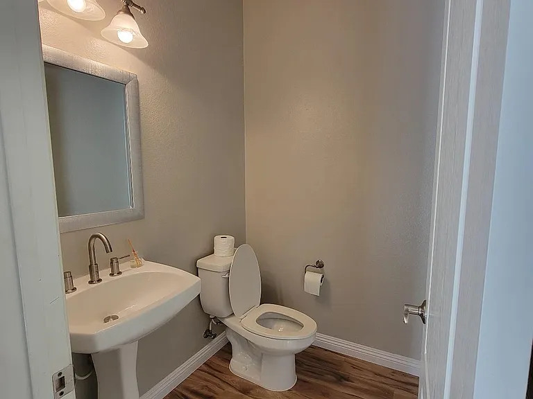 Downstair powder room