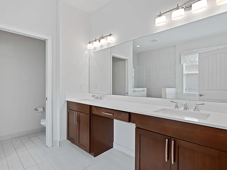 7018 Limestone Cay Rd — Photo 24