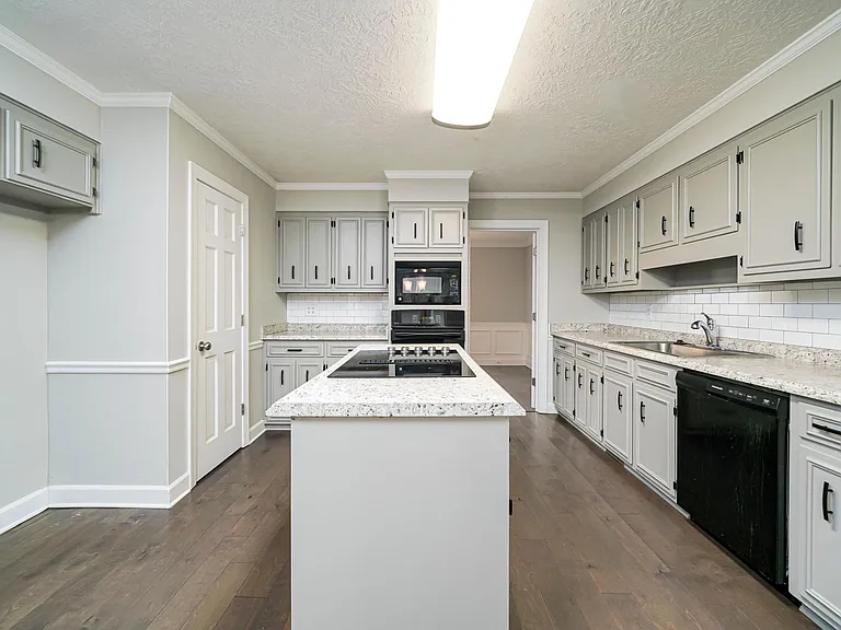 4209 Quail Springs Cir — Photo 8