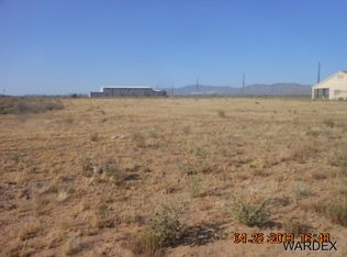6027 W Shipp Dr, Golden Valley, AZ 86413