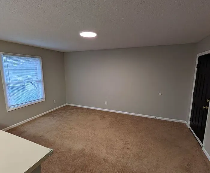 331 9th Avenue Dr NE #6 — Photo 3