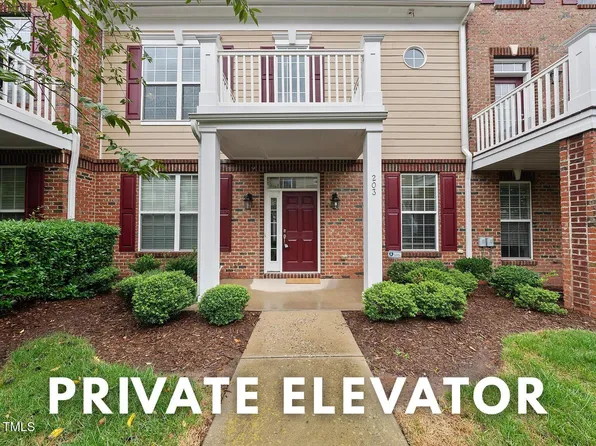 10410 Sablewood Dr Unit 203, Raleigh, NC 27617