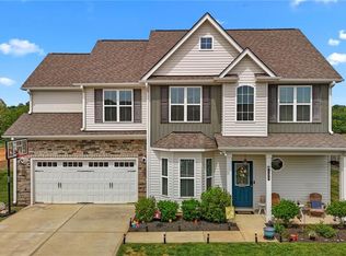 135 Campaign Dr, Mebane, NC 27302