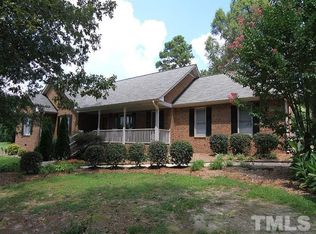 520 Willow Winds Dr, Raleigh, NC 27603