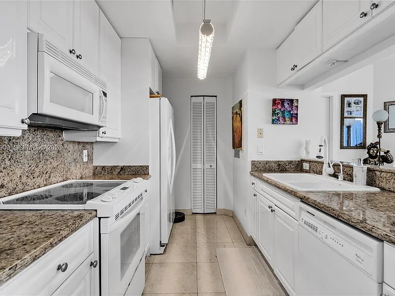 848 Brickell Key Dr #1903 — Photo 12