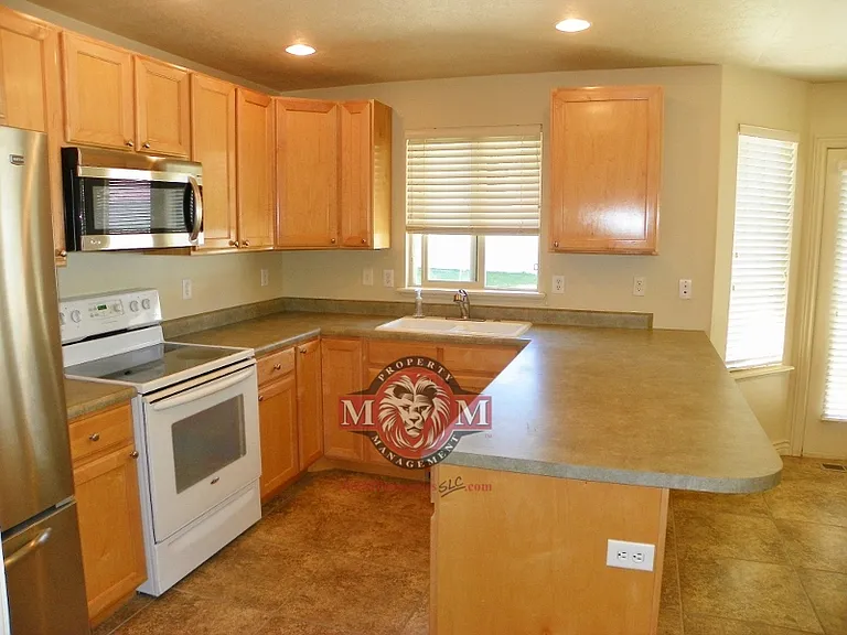 5357 W Leila Ln — Photo 4