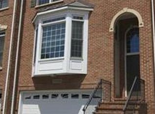 10539 Tuckerman Heights Cir, Rockville, MD 20852