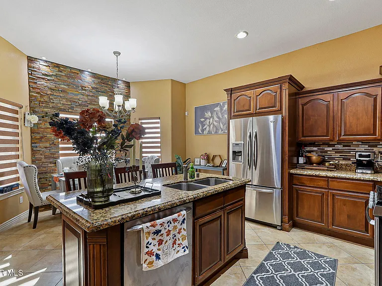 11608 Saint Thomas Way — Photo 11