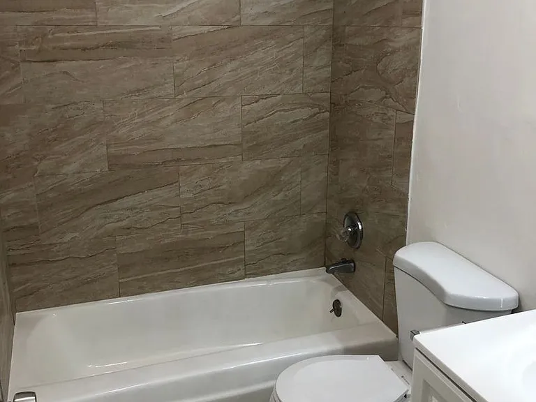 650 Linden Ave — Photo 16