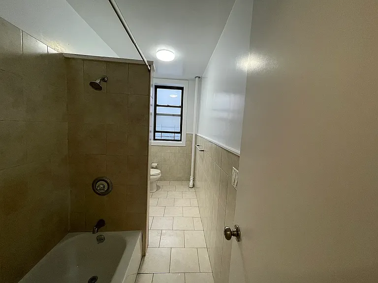 214 W 92nd St #5F — Photo 6