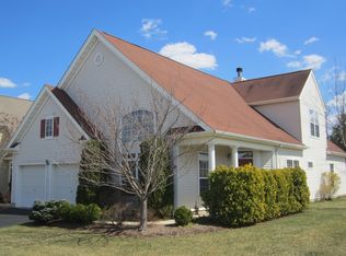 87 Honeyflower Ln, West Windsor, NJ