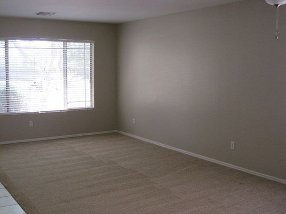 3rd image of 11132 E Diamond Ave