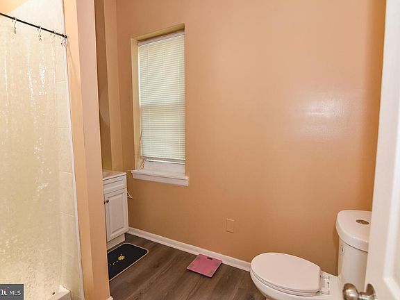 4th image of 1705 E 25th St