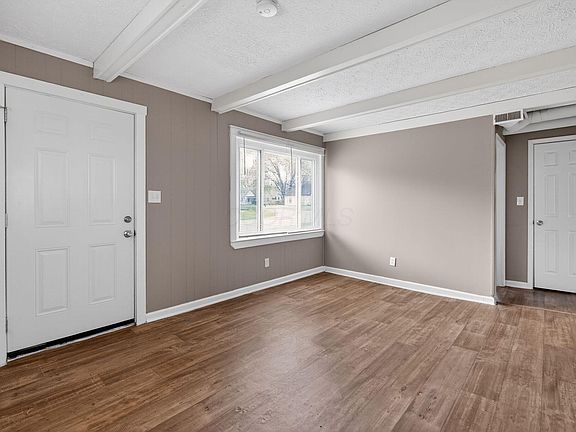 5th image of 2902 Northglen Dr