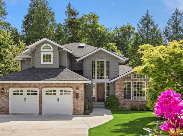 900 Alder Avenue NE, Bainbridge Island, WA 98110