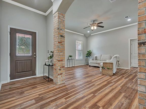 5th image of 1220 Parkman Rd