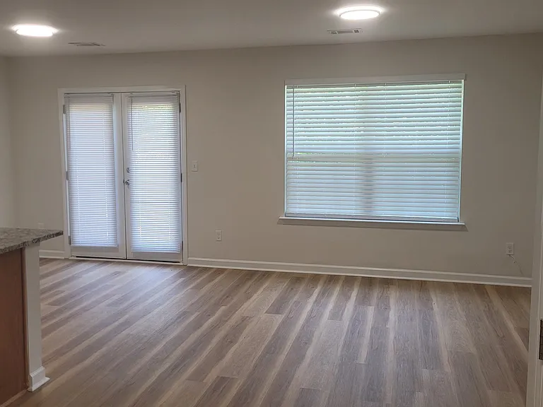 625 Chase Ln — Photo 13