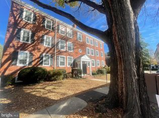 3079 S Buchanan St APT B1, Arlington, VA 22206