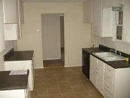 4th image of 5116 Ira St