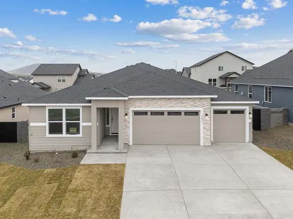 7881 Lennox St, West Richland, WA 99353