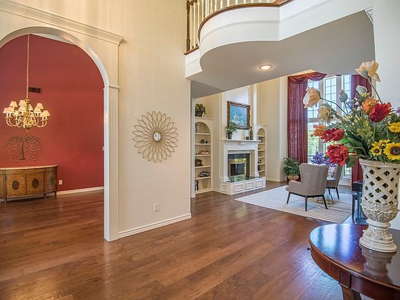 5th image of 6445 Elm Crest Ct