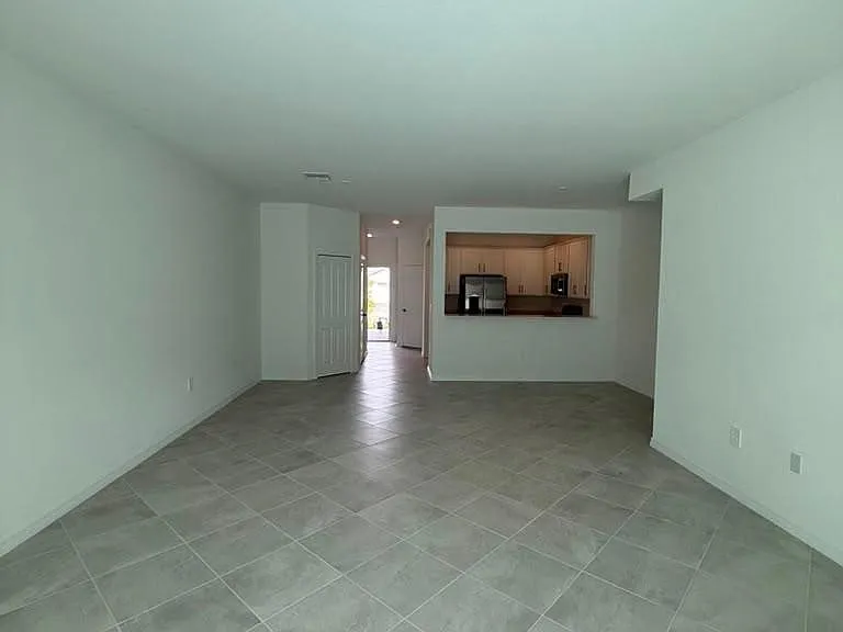 14804 Bluewater Rd — Photo 7