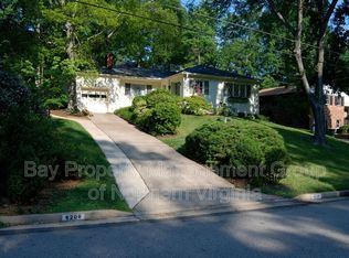 6208 Tally Ho Ln, Alexandria, VA 22307