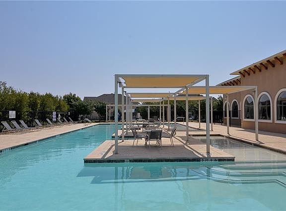 3rd image of 8624 Pilar Way