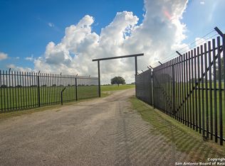 1870 Peaceful Valley Rd, Bandera, TX 78003