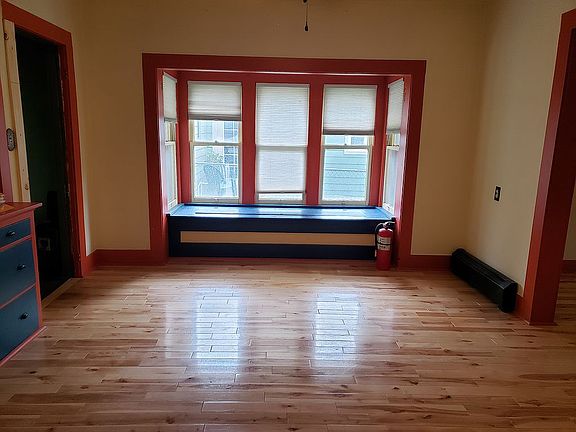 Dining Room, window seat