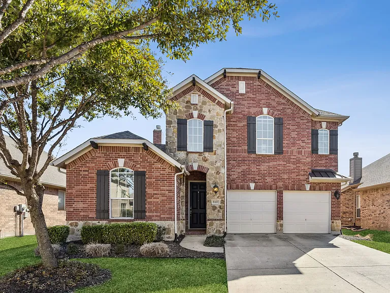 16420 Dry Creek Blvd — Photo 2
