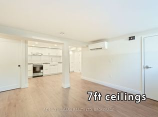 89 Bayview Dr, Saint Catharines, ON L2N 4Z2