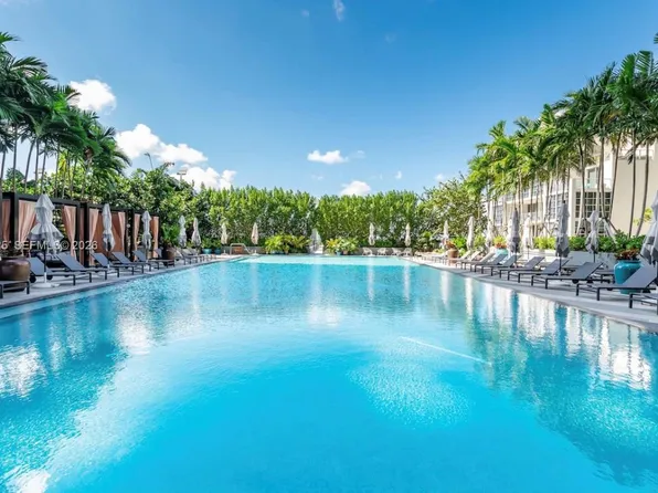 121 NE 34th St, Miami, FL