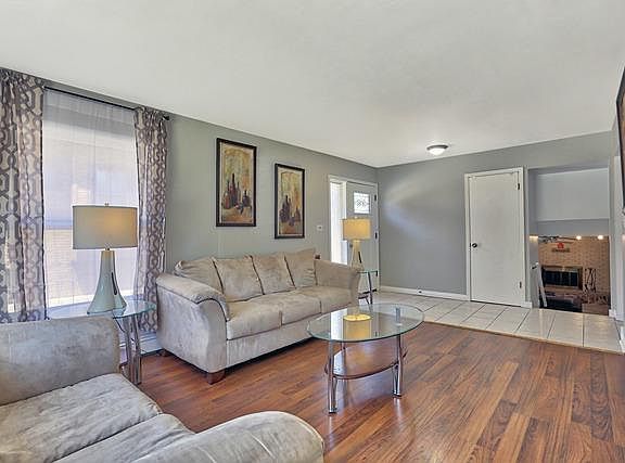 5th image of 1407 N 33rd Ave
