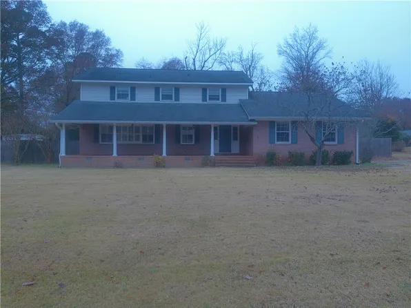 400 Downing Pl, Smiths Station, AL 36877