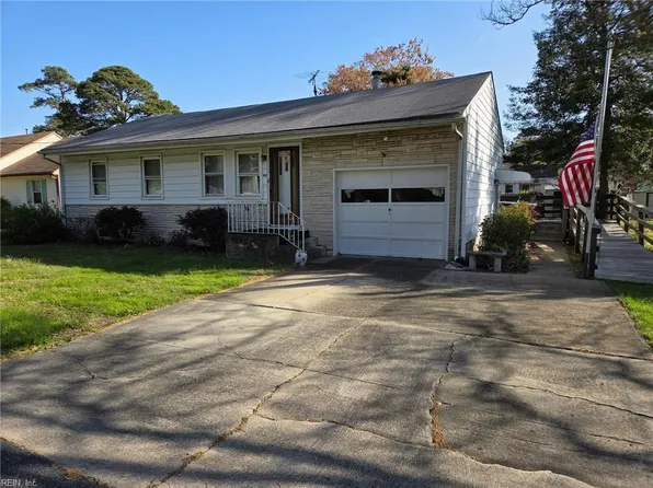 2220 Miller Ave, Chesapeake, VA 23320