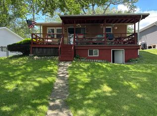 160 Hillcrest Rdg, Montezuma, IA 50171