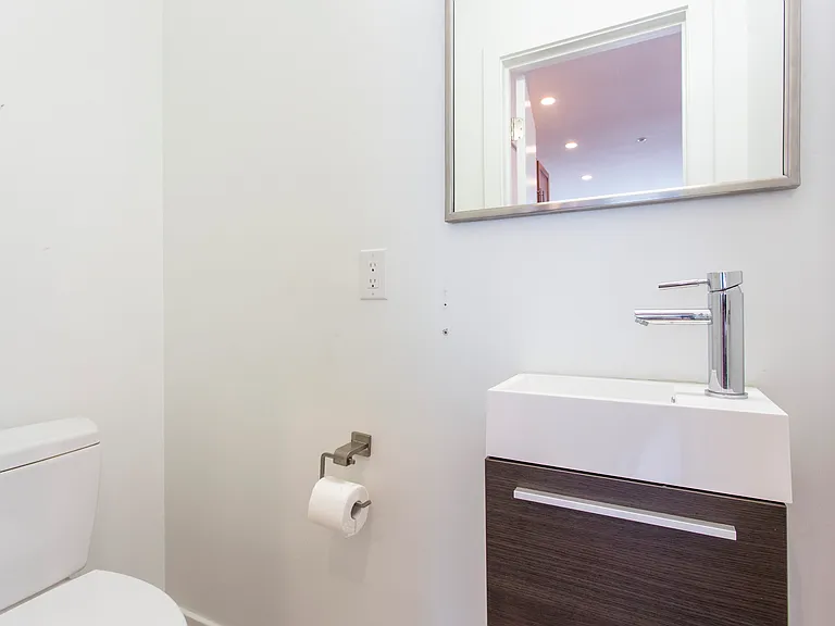1519 Ogden St #1 — Photo 10