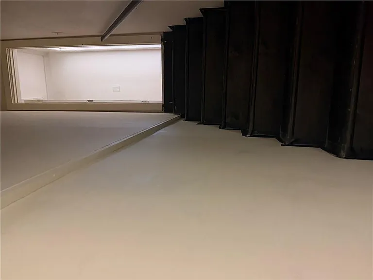 981 Woodward Park Dr — Photo 14