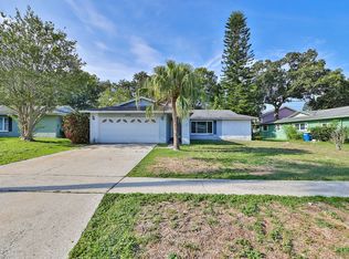 2223 Willow Tree Trl, Clearwater, FL 33763