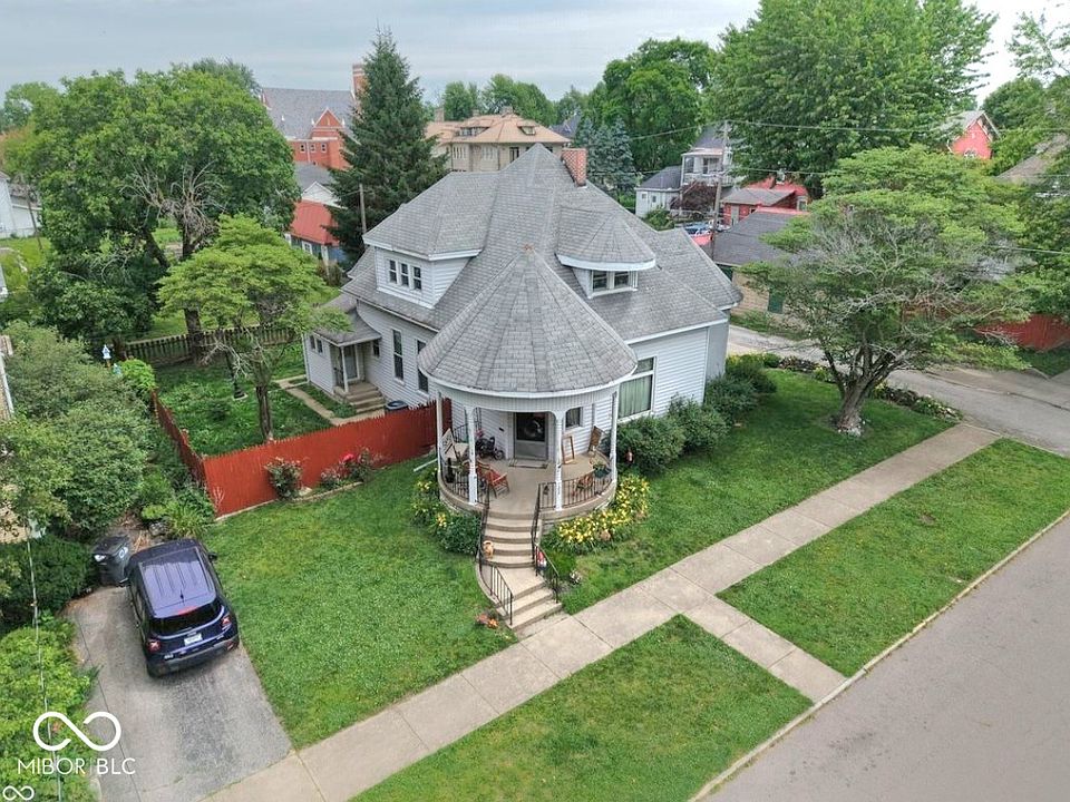1st image of 122 W 5th St