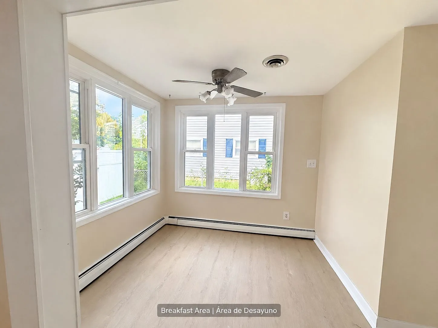 5 bed, 1760 sqft, $2,990 — Photo 4